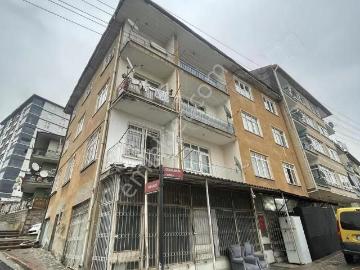 Arslan Emlaktan Karşıyakada 2+1 Manzaralı Kiralık Daire
