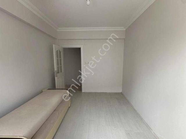 Arslan Emlaktan Satılık Asansör'lü Site İçi 4.kat Daire