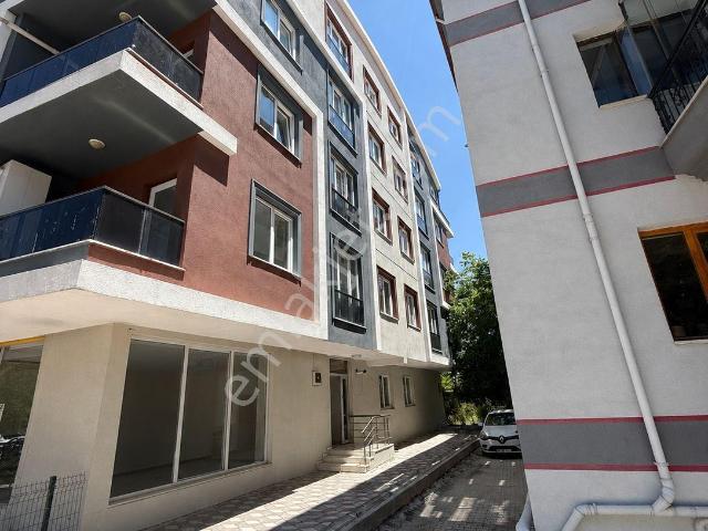Arslanbey Emlak'tan Kiralık 2+0 Asansörlü Balkonlu Apart – Faturalar Dahil