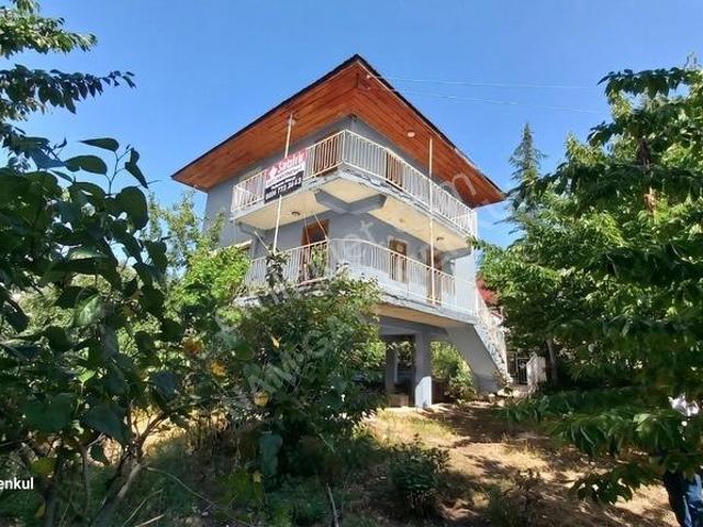 Arslanköy'de Satılık Dubleks 3+1 Müstakil Ev, 120m²