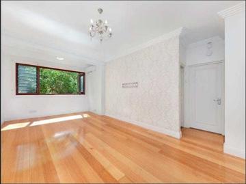 Art Deco Apartment Between Double Bay & Edgecliff