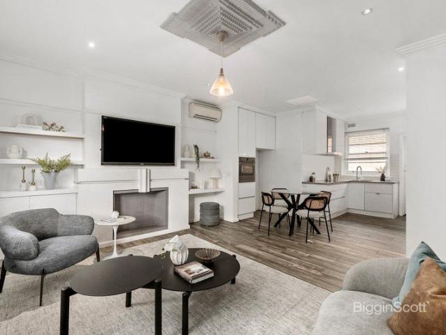 ART DECO CHARM MEETS MODERN INNER CITY LIVING