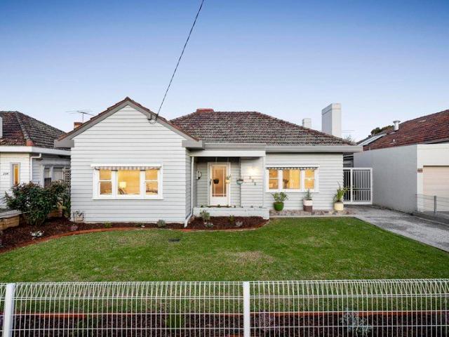 Art deco charm, room for the whole family