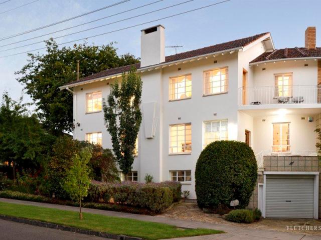 Art Deco Elegance, Light and Legacy!