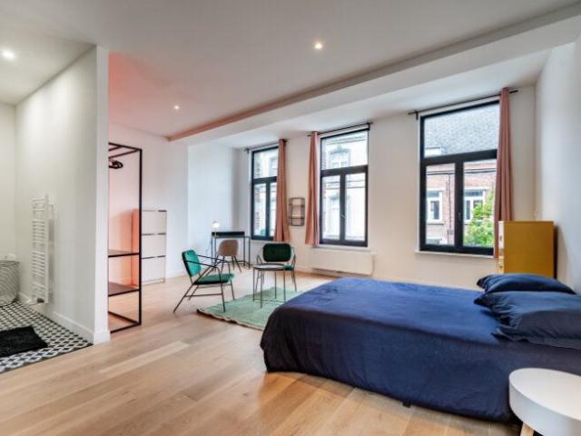 Art Deco house in shared accommodation Soeurs Grises