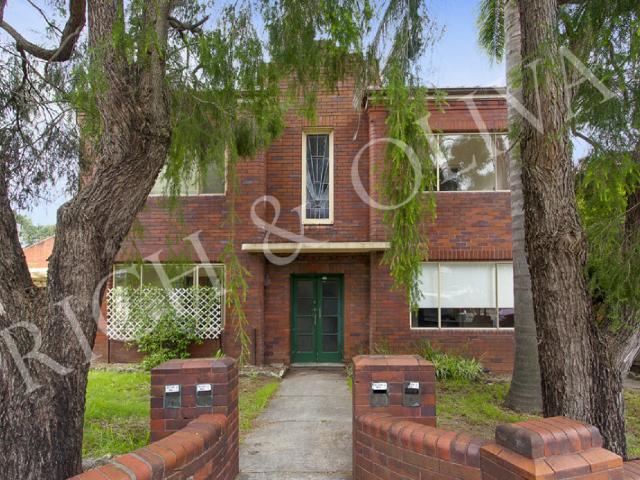 DEPOSIT TAKEN @ $675 pw Art Deco in Small Block of Four