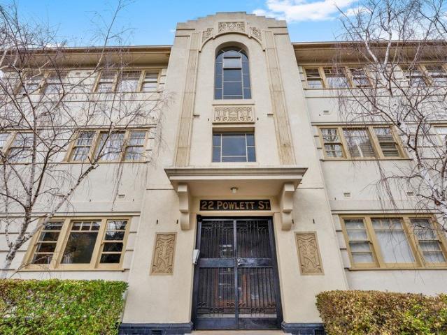 Art Deco Sophistication