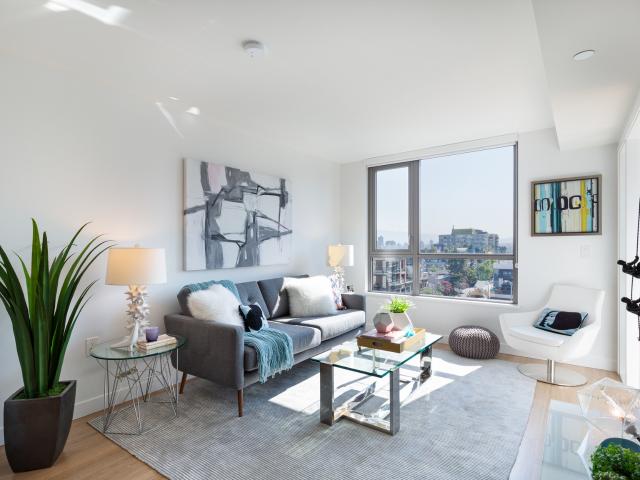 Art on 6th One Bedroom + Den Apartment for Rent