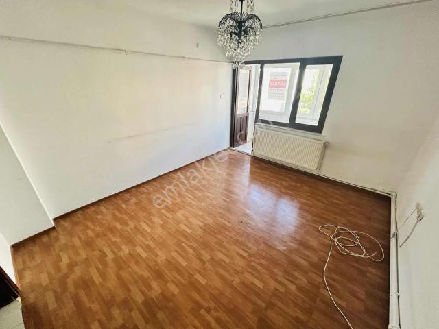 Arte Den 17 Eylül'de 90 M2 Ara Kat 2+1 Balkonlu Satılık Daire