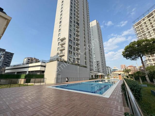 ▃artemin▃prava Kartal Sitesi'nde Ön Cephe Balkonlu 50m² Lüks 1+1