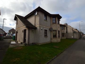 Arthur Court, Cowdenbeath KY4, 2 bed flat to rent, £750 pcm | PrimeLocation