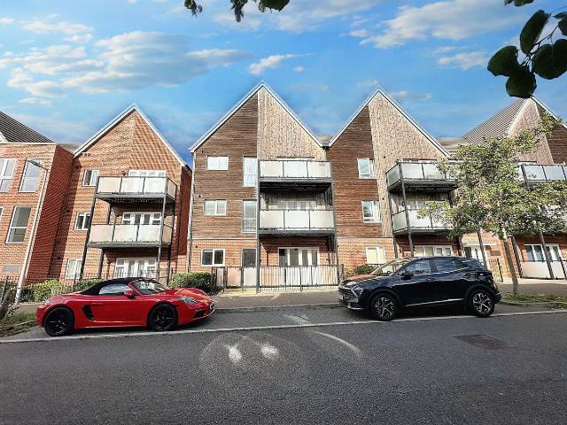 Arthur Maybury Close, Ashford TN23, 2 bed flat to rent, £1,250 pcm | PrimeLocation