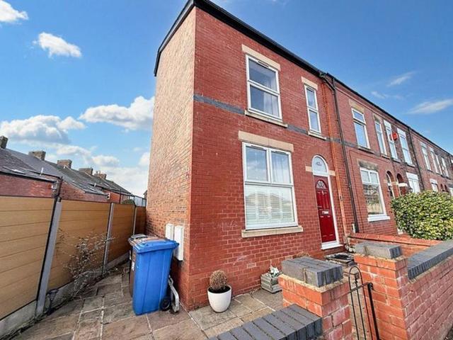 Arthur Street, Manchester M27, 3 bed terraced house to rent, £1,200 pcm | PrimeLocation