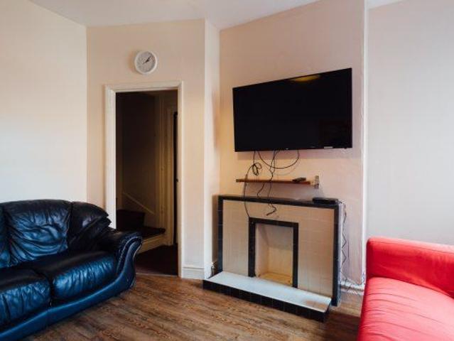 Arthur Street, Loughborough, Leicestershire LE11, 5 bed shared accommodation to rent, £477 pppm | PrimeLocation