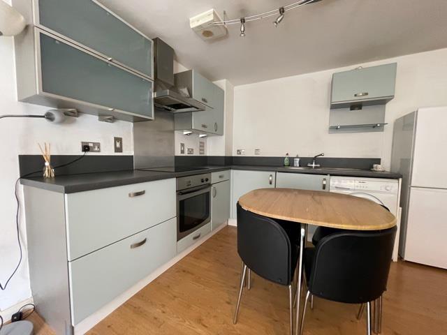 Arthur Place, BIRMINGHAM, B1 2 bed apartment to rent £1,050 pcm £242 pw