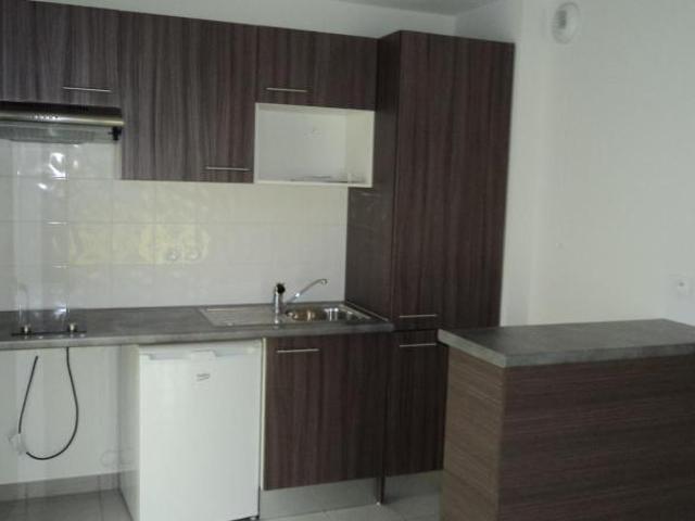 ARTIGUES PRES BORDEAUX / Location Appartement 2 Pièces 43 m²