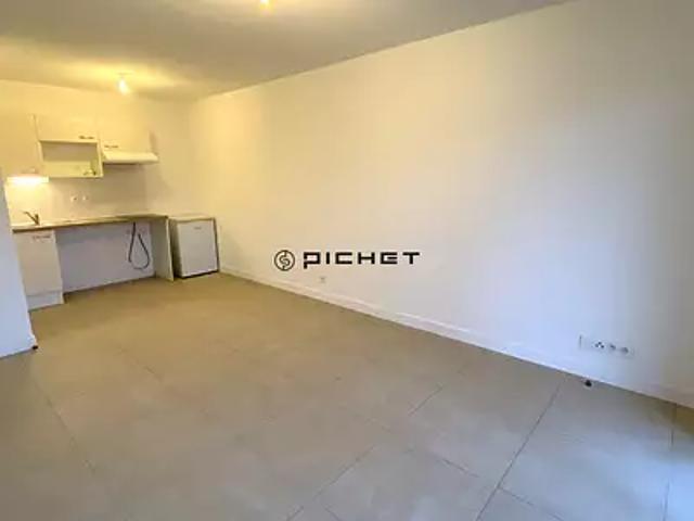 Artigues près Bordeaux 33370 Achat / Vente appartement 2 pièces t2 parking