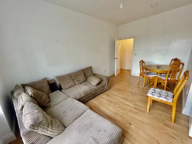 Artillery Place, London SE18, 2 bed flat to rent, £1,650 pcm | PrimeLocation