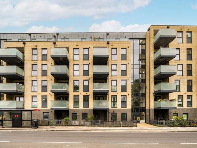 Artillery Place, Woolwich SE18, 2 bed flat to rent, £2,000 pcm | PrimeLocation