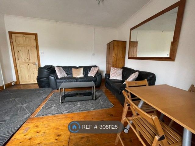 Artillery Road, Guildford GU1, 6 bed semi detached house to rent, £4,290 pcm | PrimeLocation