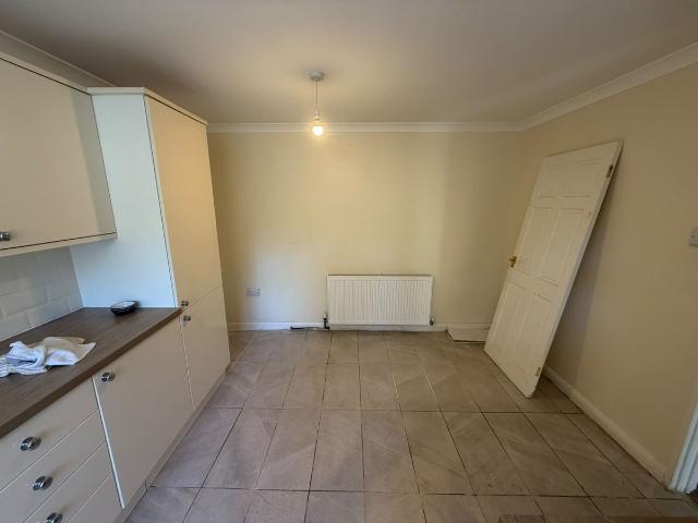 Artindale, Peterborough PE3, 3 bed town house to rent, £1,100 pcm | PrimeLocation