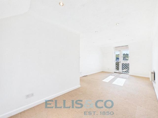 Arundel Close, TN9, Kent
