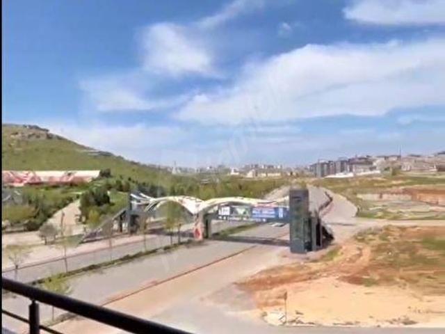 ARV GYO'DAN YEŞİLVADİ KARŞISI MÜKEMMEL KONUMDA CADDE ÜZERİ 3,5+1