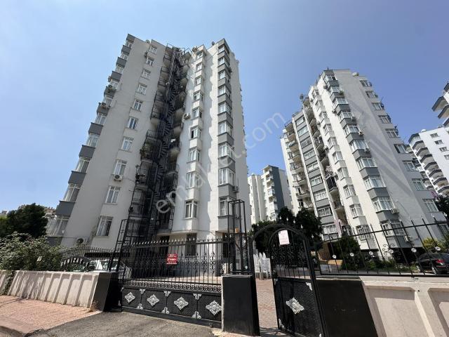 Arve'den Foruma Yürüme Mesafesinde Site İçi Eşyasız Masrafsz 3+1