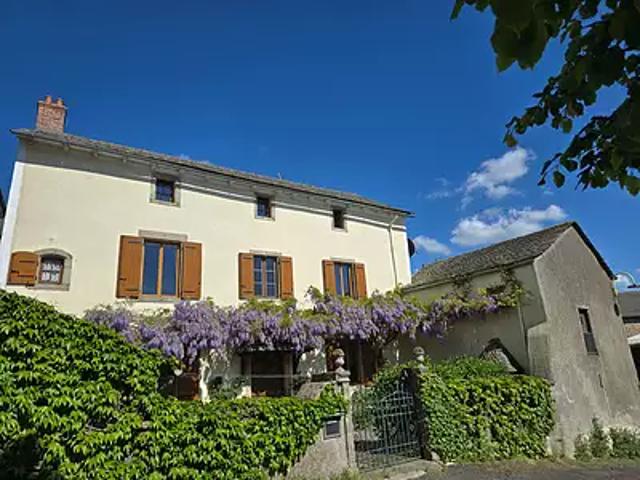 Arvieu 12120 Achat / Vente maison 6 pièces t6