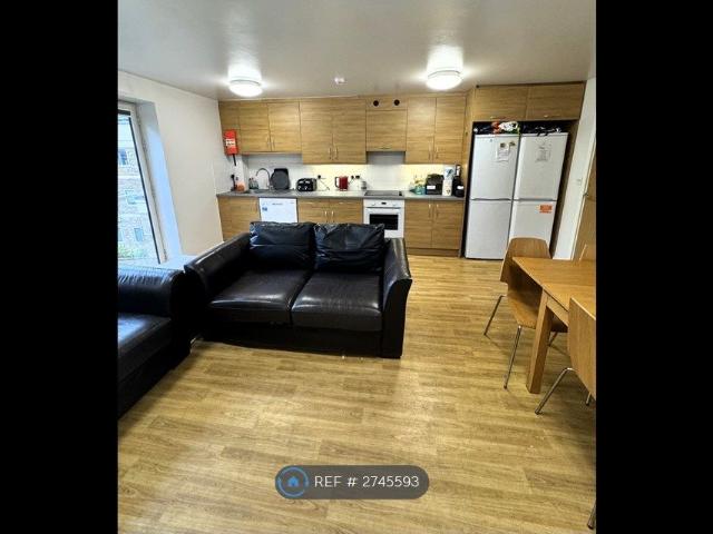 Arwen Lodge, Winchester SO22, 7 bed flat to rent, £3,367 pcm | PrimeLocation