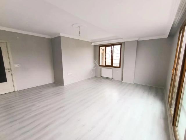 Arya Yapı'dan Veliköy Çarşıda 2+1 Kiralık Ara Kat Daire