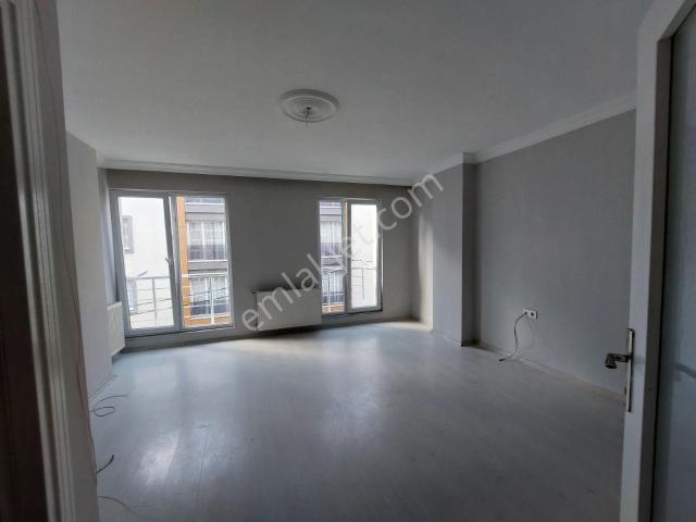 Arzu Emlaktan Gazi Mah Kiralık 5 Yaşında Asansörlü 2+1 Daire