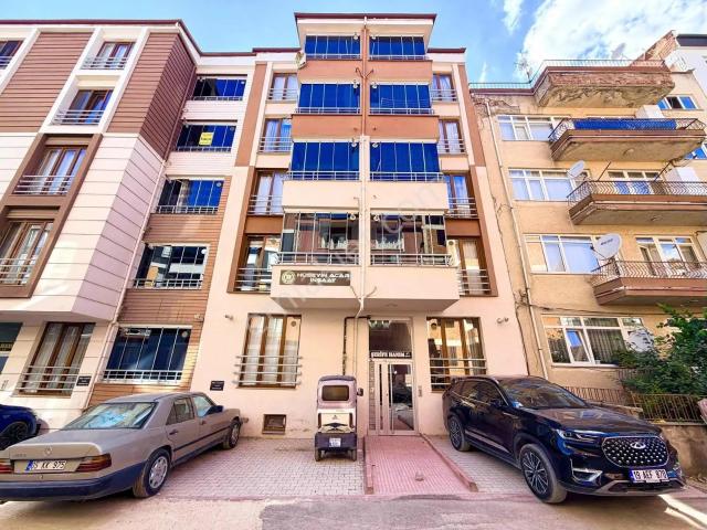 Arzum Gayrimenkul Danışmanlıktan Öğretmenler Sokakta 3. Ara Kat
