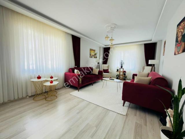 Arzum Gayrimenkul Danışmanlıktan Kafeler Caddesinde 2+1 Daire