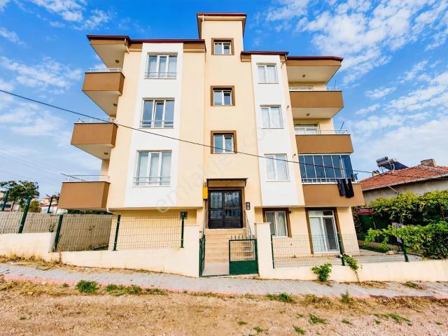 Arzum Gayrimenkulden Bağlar Başında Kiralık Full Bakımlı Daire