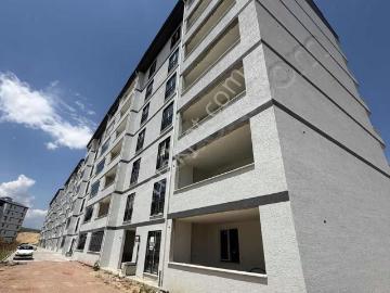 Arz Emlak'tan Artisan Sitesinde Satılık 3+1 Daire