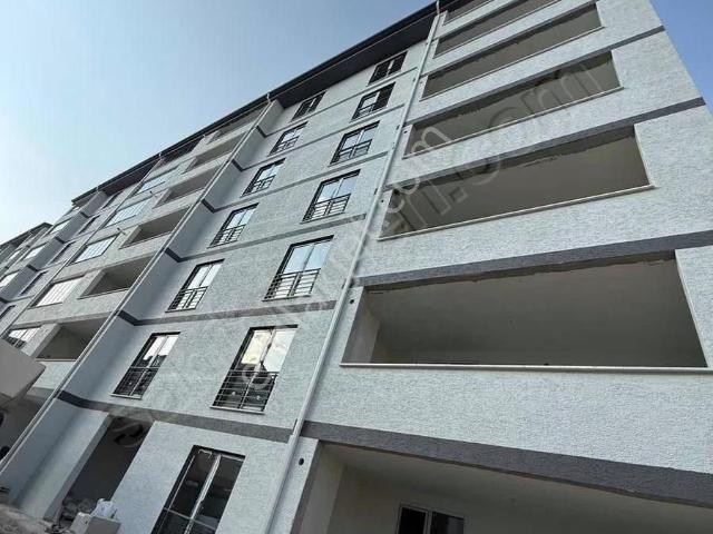 Arz Emlak'tan Artisan Sitesinde Satılık 3+1 Lüks Daire