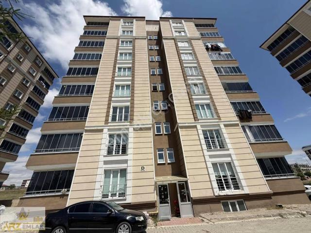 Arz Emlak'tan Kirlalık 3+1 130 M2 Daire