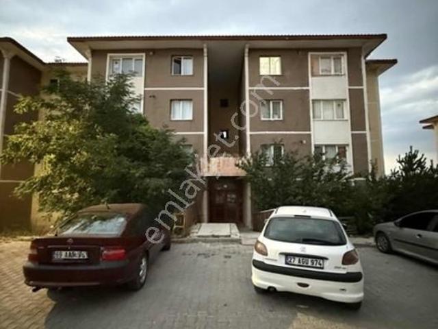 Arz'dan Kiralık 1+1 Eşyalı Daire Şehit Osman Tokilerde