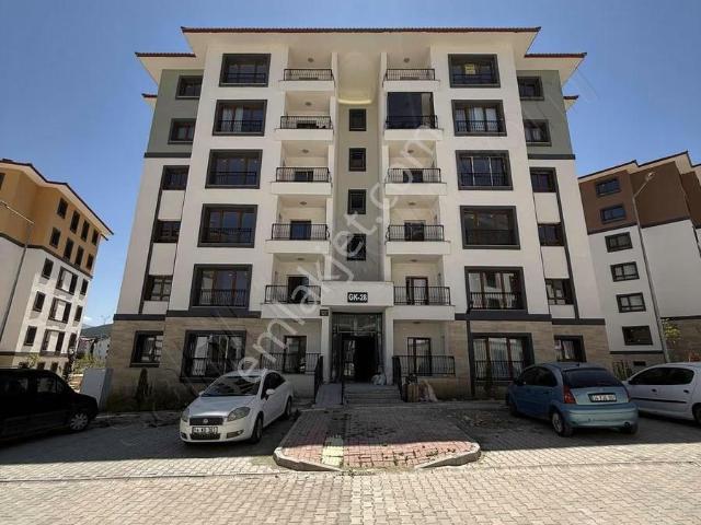 Arz'dan Kiralık 2+1 Daire Gençosman Tokileri Merkez