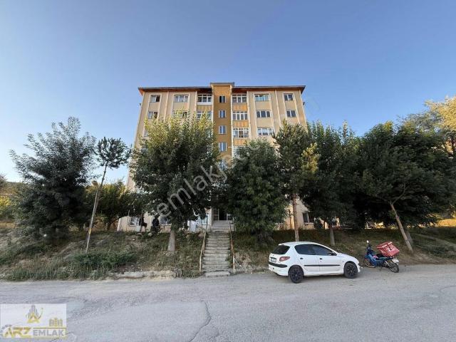 Arz'dan Kiralık 3+1 Daire Öğretmen Tokileri Bayburt