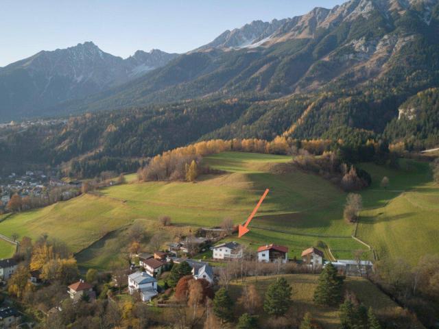 ARZL – Sonniges Zweifamilienhaus in Premiumlage mit Erweiterungspotenzial