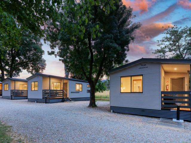Award Winning King Valley Caravan Park Freehold Business & Residence | Resort Brokers ID: FH009073
