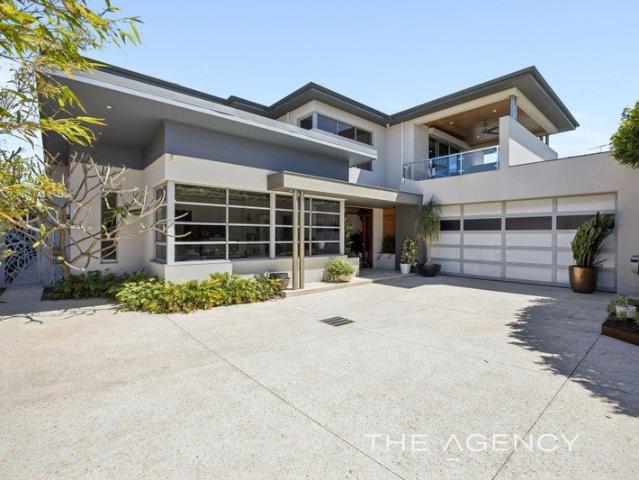 AWARD WINNING LUXURY, DESIGNED FOR FAMILY LIVING