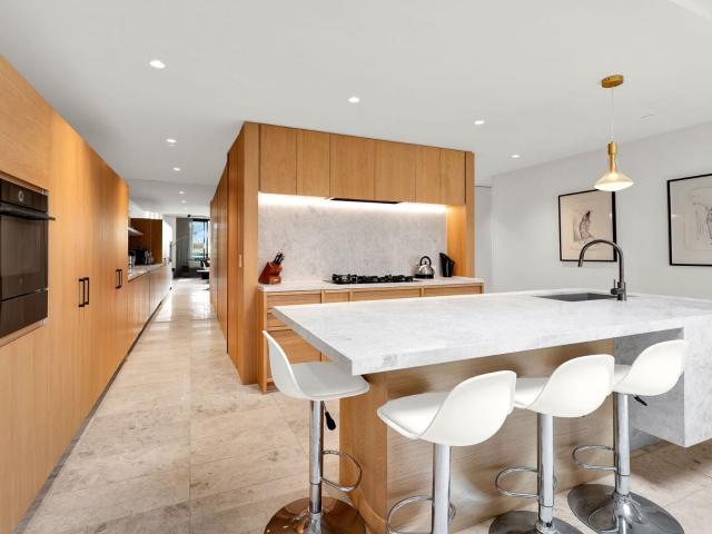 Award Winning Parkside Perfection FULLY FURNISHED