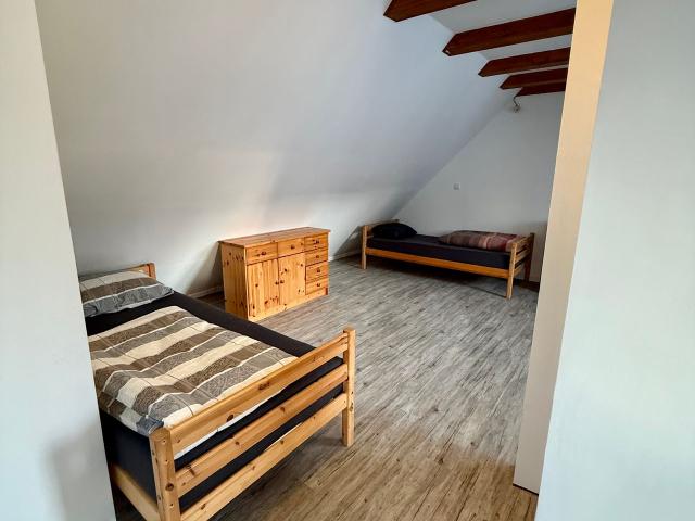 Awesome and beautiful home in Hemelingen, Bremen, Bremen Amsterdam Apartments for Rent