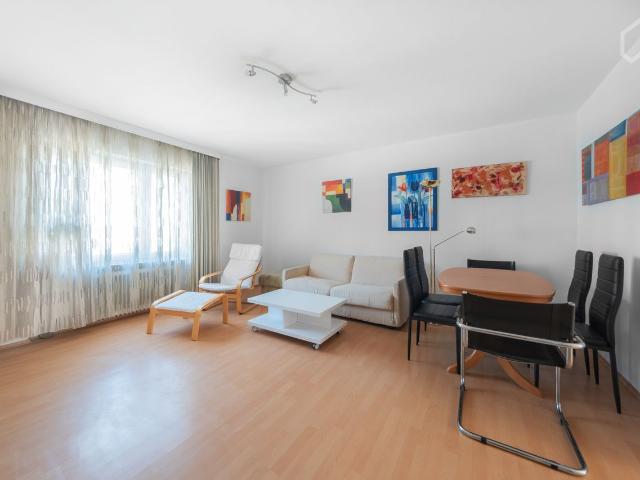Awesome and bright 2 room apartment in Munich nearby Isar Beach und Marienplatz, Munchen Amsterdam Apartments for Rent