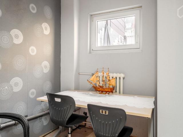 Awesome and great home located in Köln with balcony, Koln Amsterdam Apartments for Rent