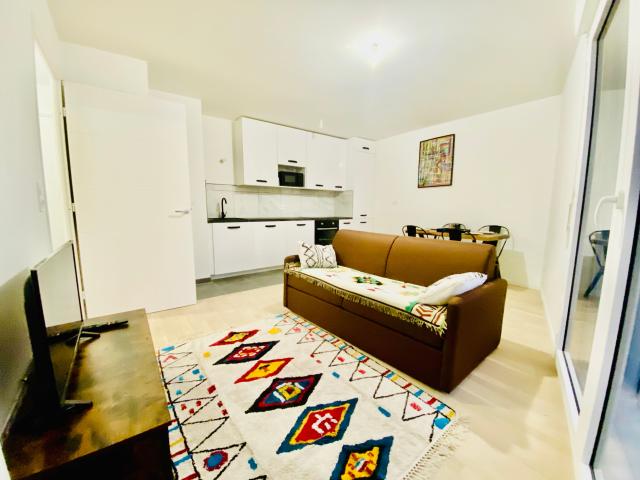 Awesome and perfect flat in vibrant neighbourhood, Pantin