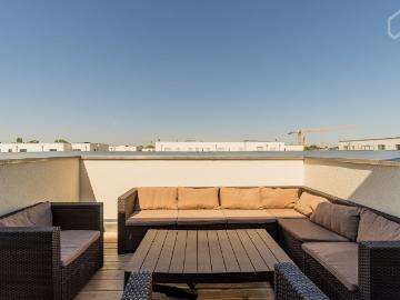 Awesome apartment with great terrace close to park and great connection U5 20min to Alex, Berlin Amsterdam Apartments for Rent